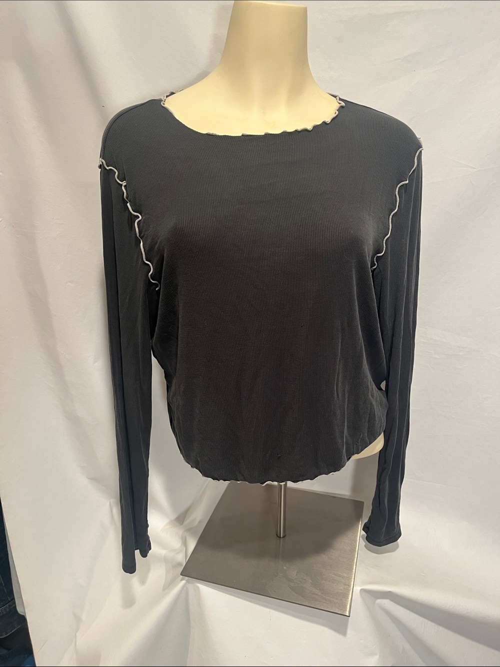 Madewell Dark Grey Long-Sleeve Ruffle-Edge Tee